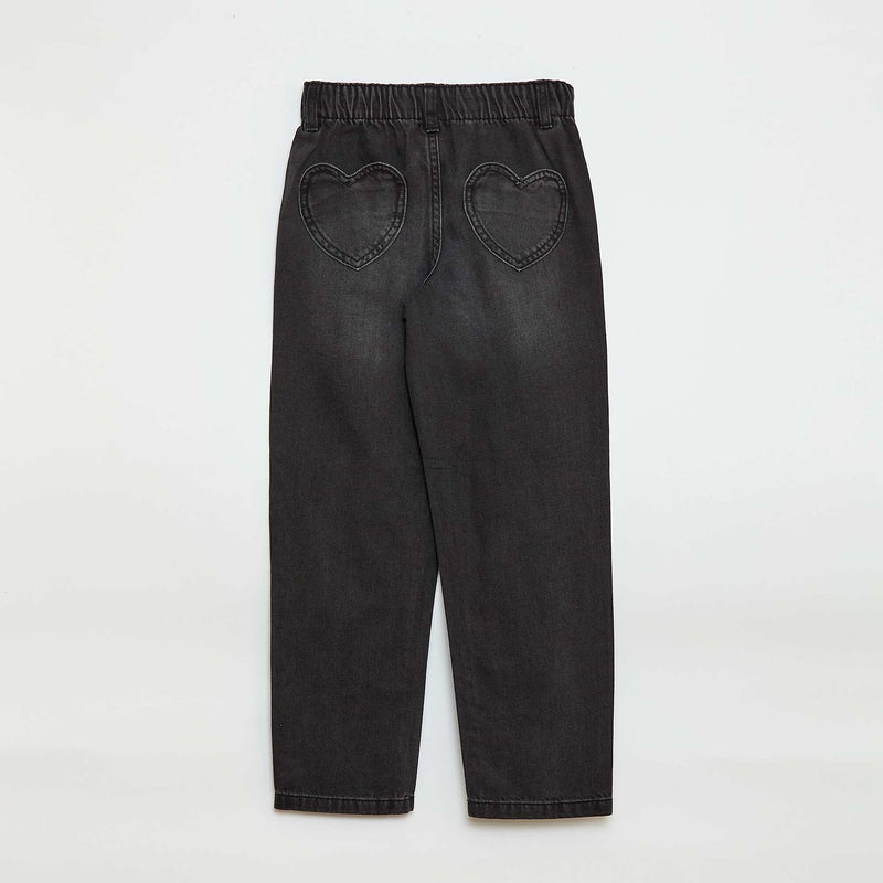 Jean mom avec poches en forme de cœur