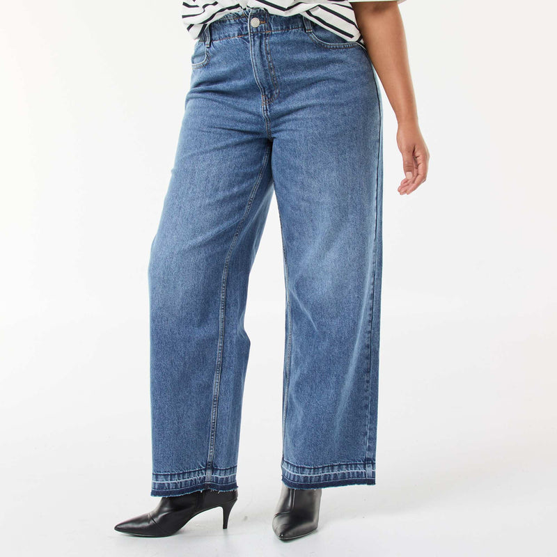 Jean wide leg avec bords à cru