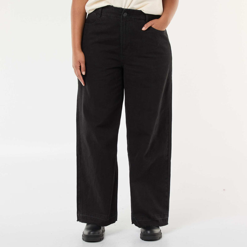 Jean wide leg avec bords à cru