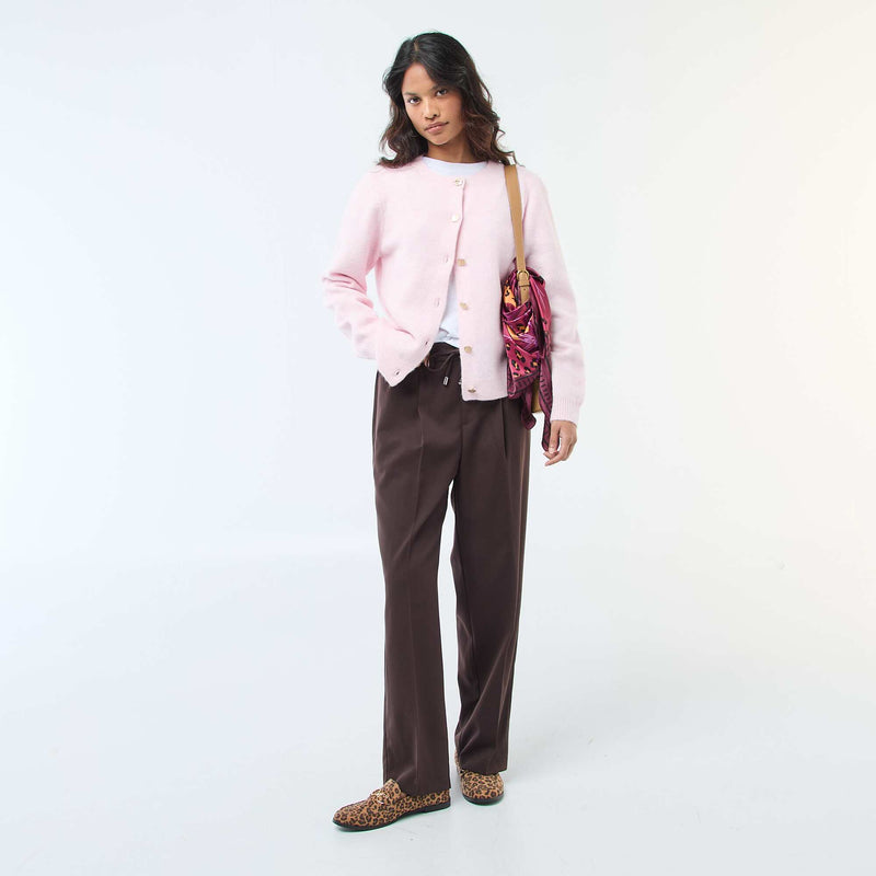 Gilet en maille avec boutons dorés