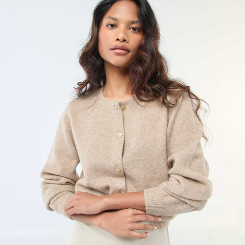 Gilet en maille avec boutons dorés