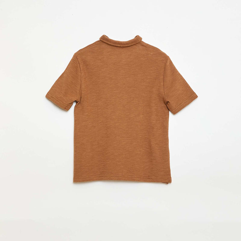 T-shirt polo