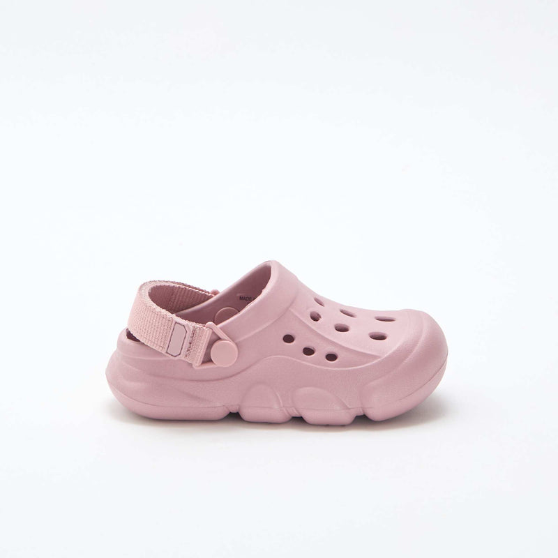 Paire de mules de plage fermées unie