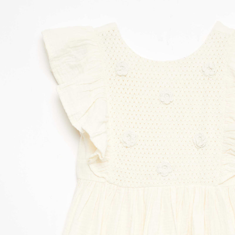 Robe manches courtes avec broderies au col en coton