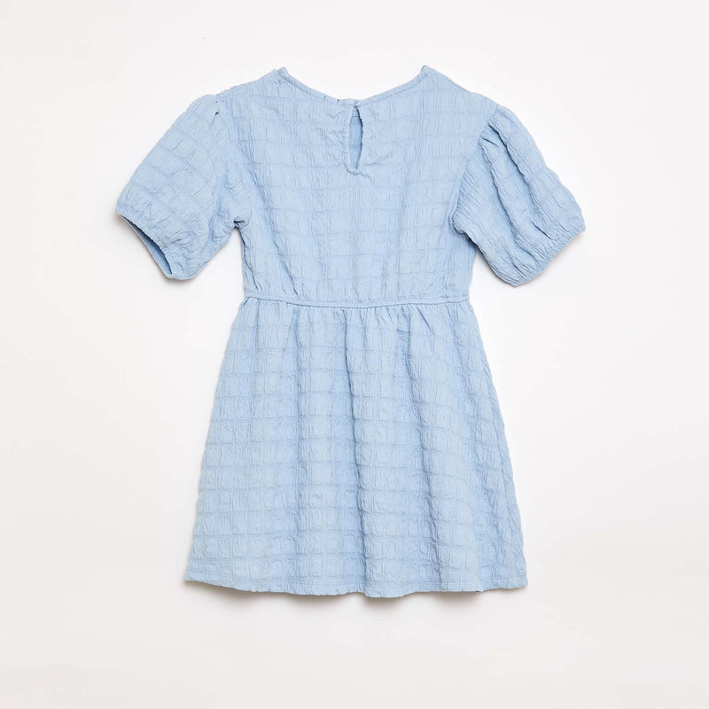 Robe légère unie à manches courtes