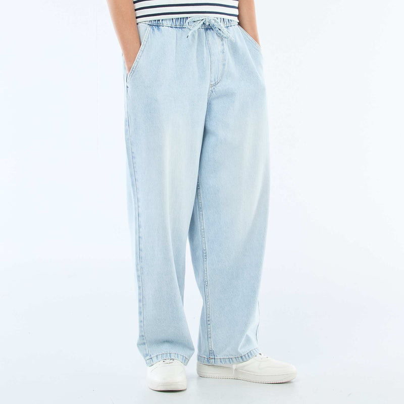 Jean coupe large avec taille élastiquée