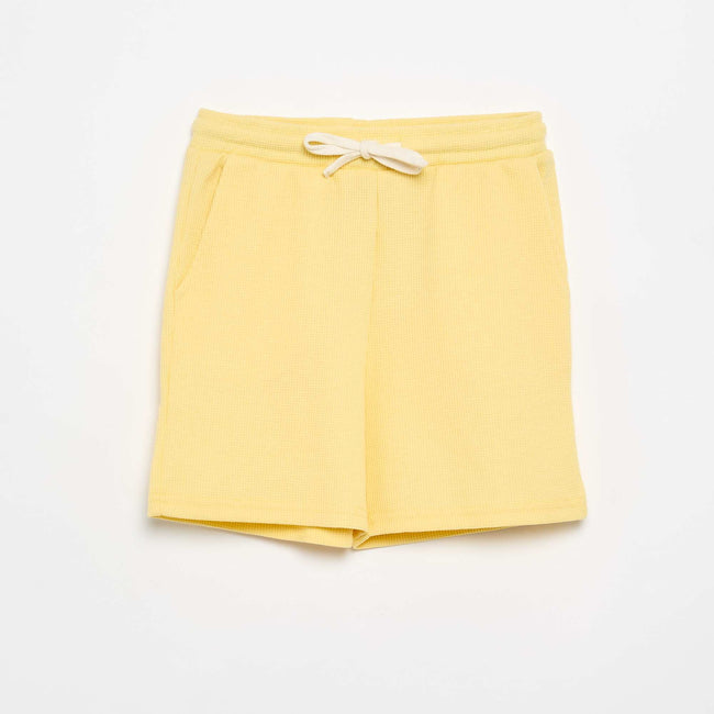 Jaune