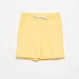Jaune