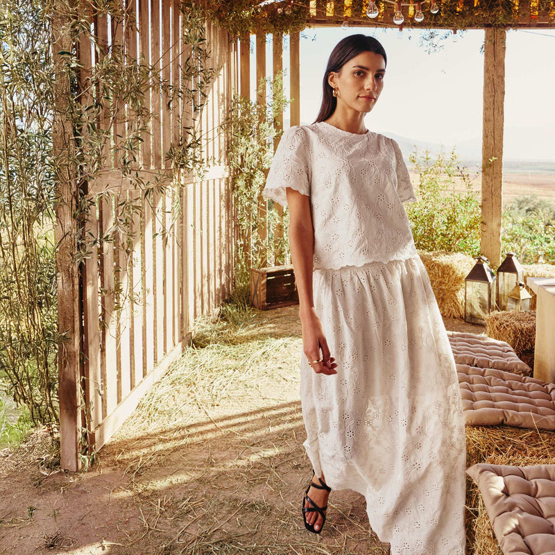 Jupe longue avec broderie anglaise