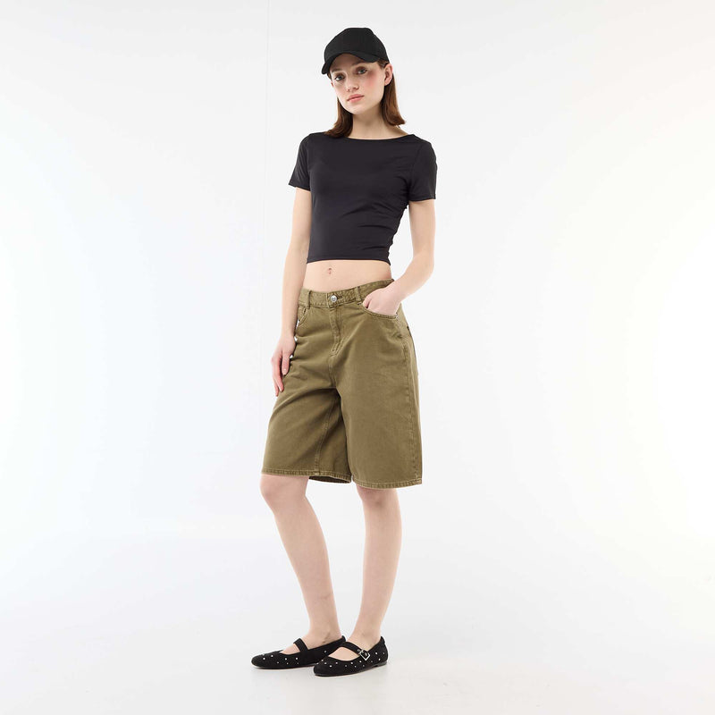 Tee-shirt cropped décolleté carré au dos