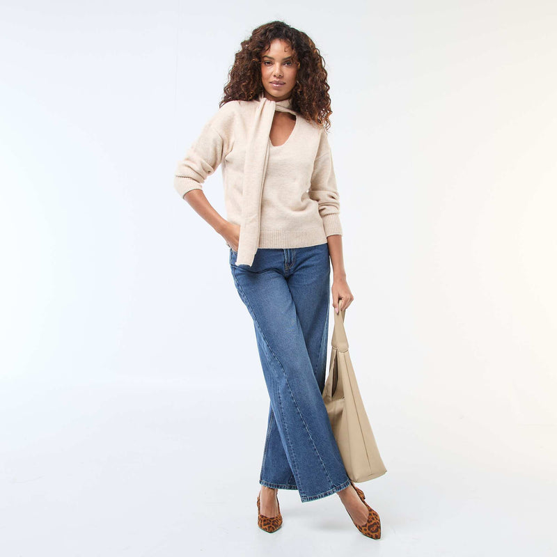 Pull en maille avec écharpe grosse jauge