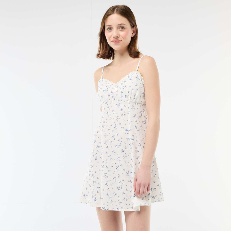 Robe fleurie en lin mélangé