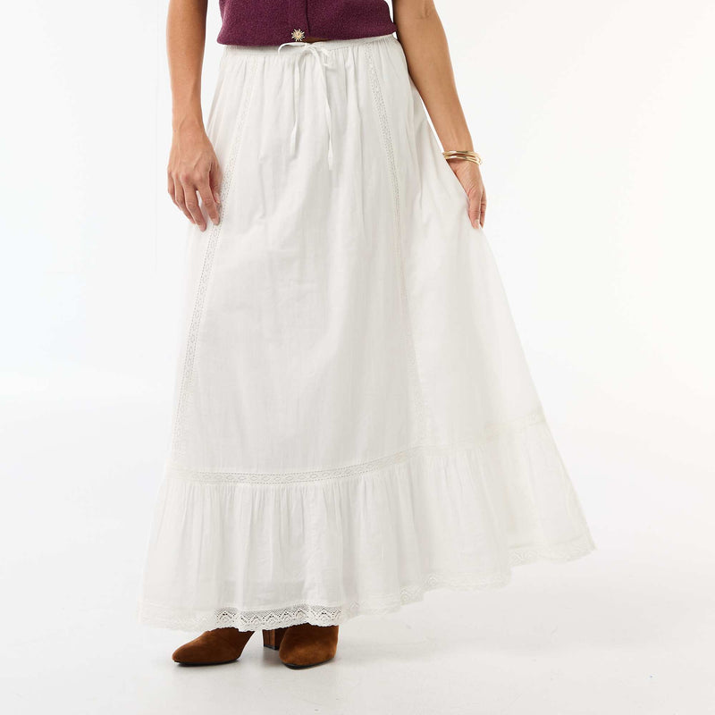 Jupe longue évasée avec macramé