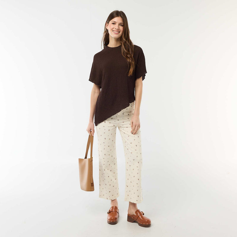 T-shirt en maille à base asymétrique