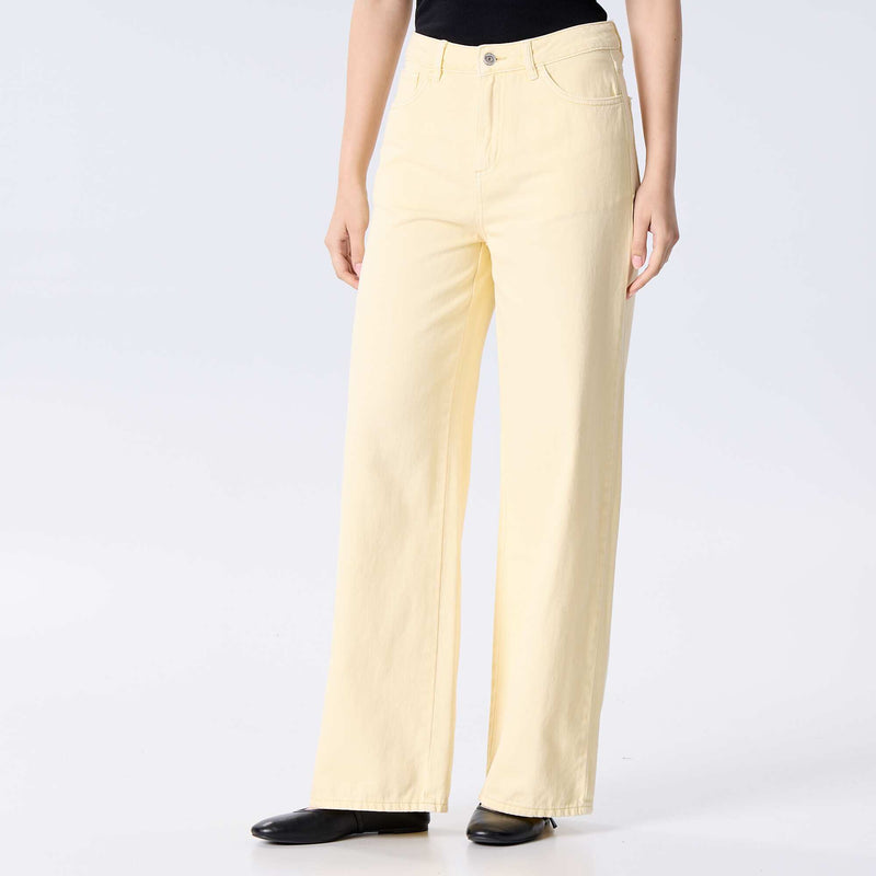 Jaune