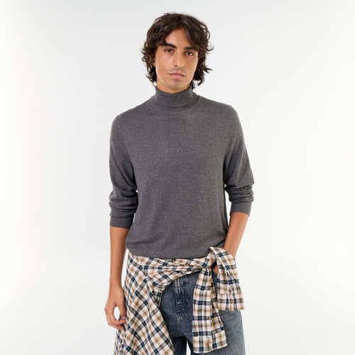 Sous-pull uni en maille fine jauge