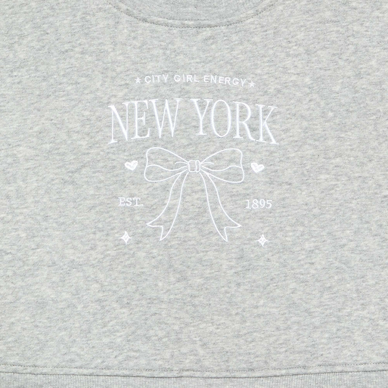 Sweat avec bas de chemise intégré et broderie poitrine