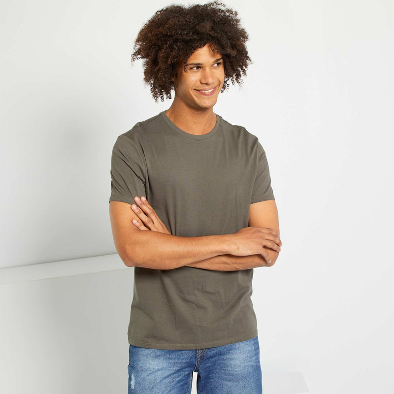 gris vert foncé