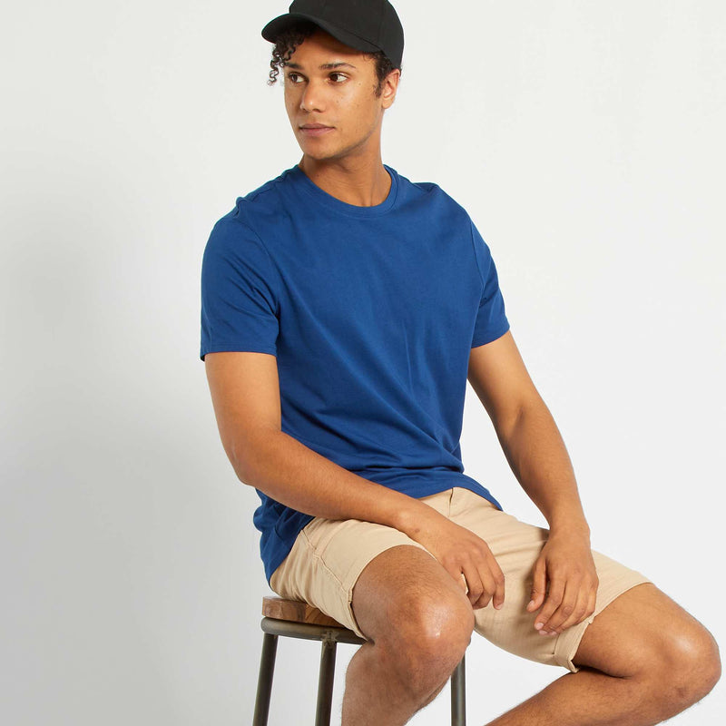 bleu foncé