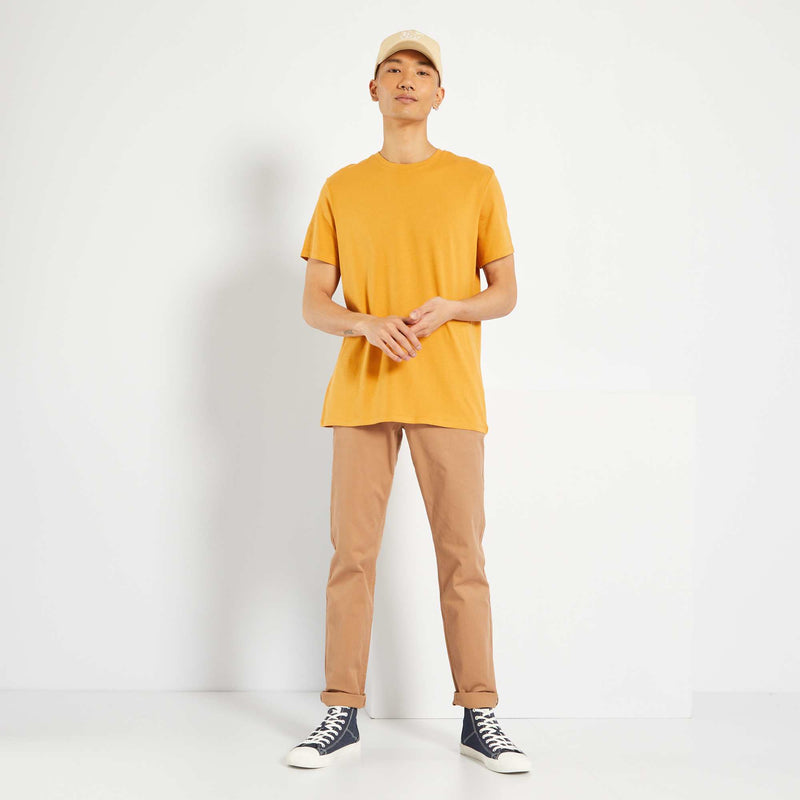 Jaune
