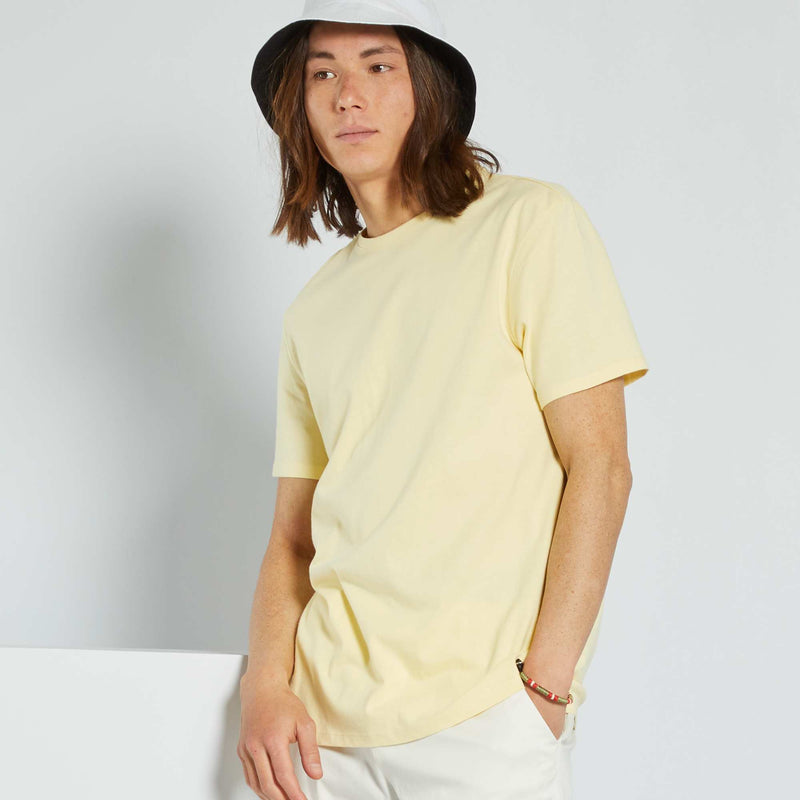 Jaune