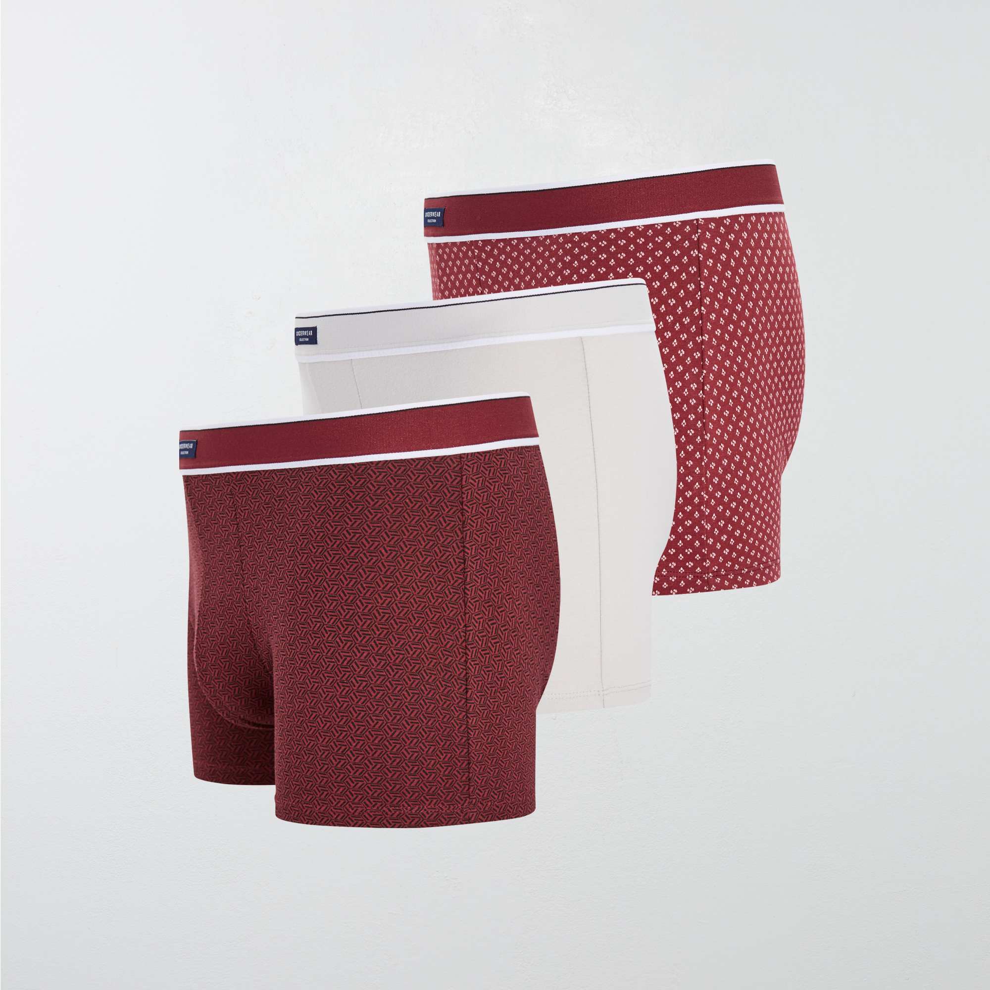 Lot 3 boxers stretch
