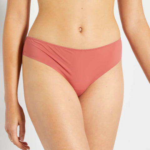 Tanga micro et dentelle