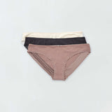 écru/vieux rose/gris foncé