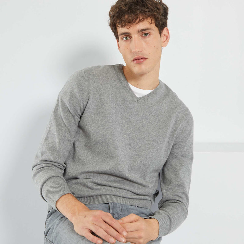 Pull basique en maille unie