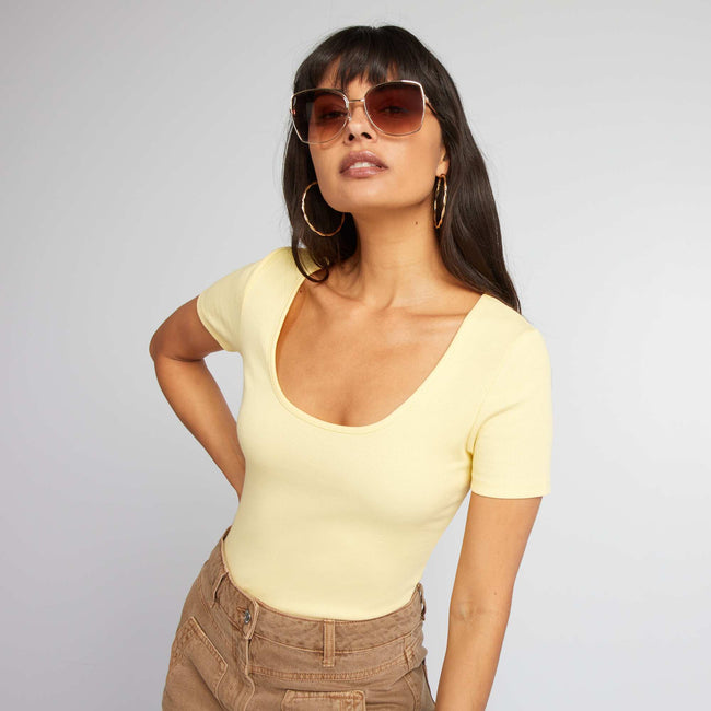 Jaune